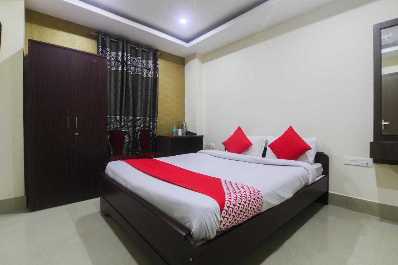 Oyo 27619 Hotel Blue Bird Annexe Nowgong Bagian luar foto